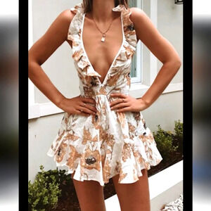 Women’s The Vintage Shop Floral Playsuit Romper NWOT  SzLg